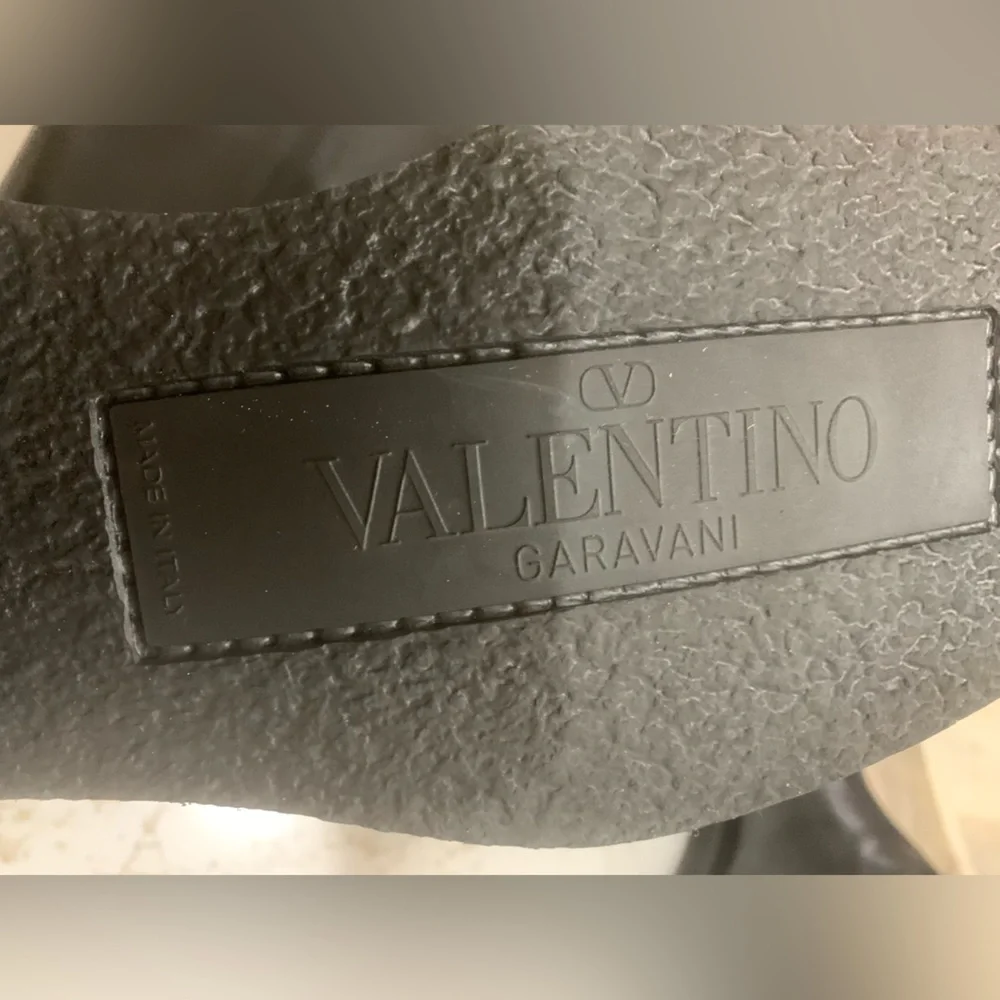 Valentino Garavani 40mm VLogo Locker Boots Size 40